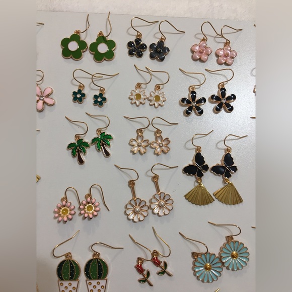 69 Pairs Wholesale Colorful ￼Rose Gold Charm ￼￼Earrings Flowers Butterflies - Picture 8 of 16